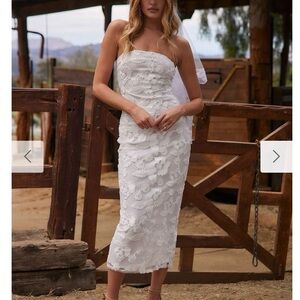 Elegant White Lace Strapless Dress